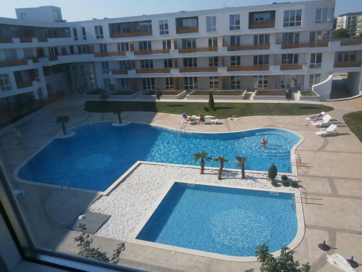 Apartments In Las Brisas Burgas Aparthotel