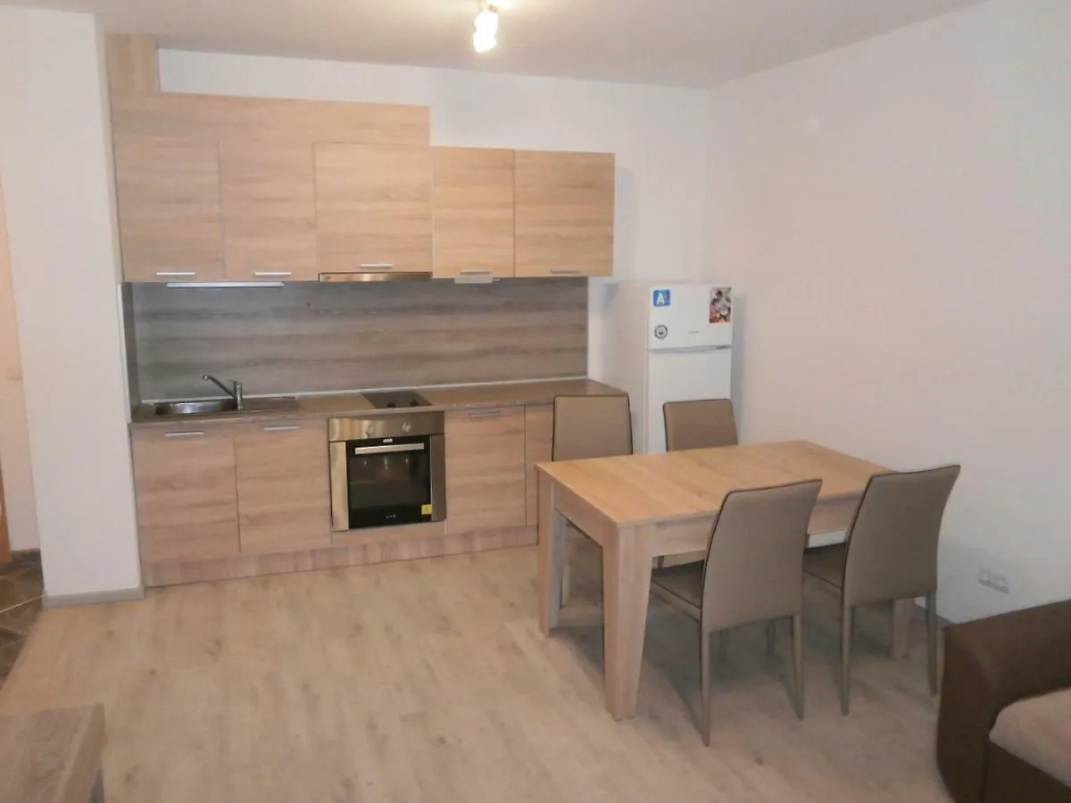 Aparthotel Apartments In Las Brisas Burgas